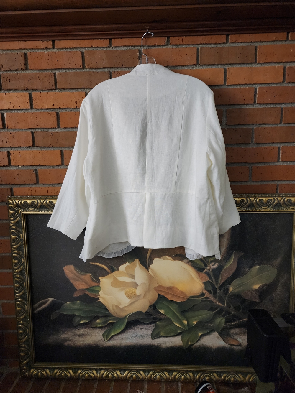 Multiples White Ruffled Linen Blazer - Picture 6 of 9